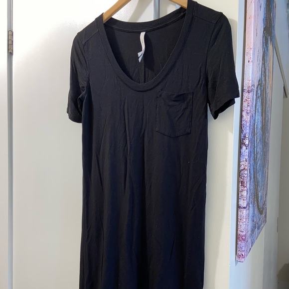 Babaton Sotomayor tshirt dress - Picture 2 of 4